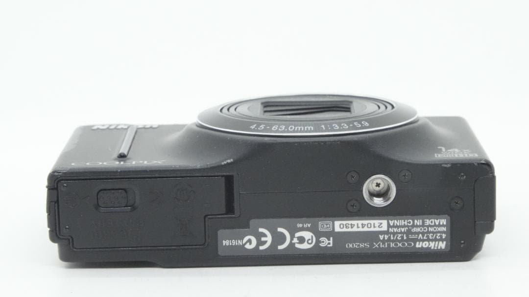 Compact Digital Cameras F2103 Nikon Coolpix S8200