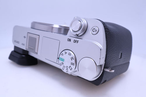 Sony Mirrorless Interchangeable Lips 7,912 6400 Ilce-6400 Aps-C (Silver)(