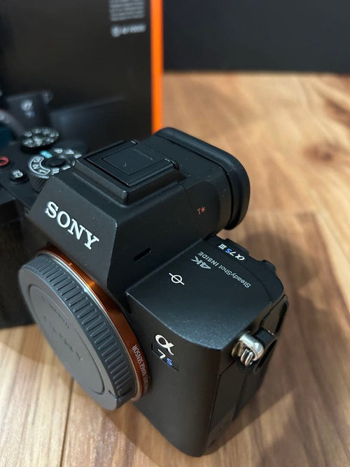 Sony Mirrorless Interchangeable Lens Cameras 7S Iii Ilce-7Sm3