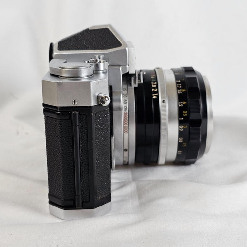 Nikomat Slr Camera (Film) Nikkor-S