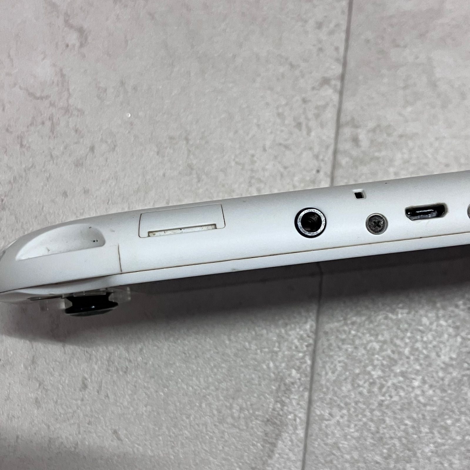 Body O Playstation Vita Pch-2000