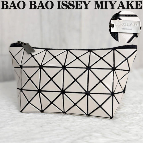 Baobao Isseymiyake Pouch Bao Issey Miyake