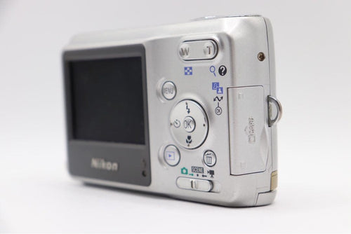Nikon Compact Digital Cameras Coolpix L3 3