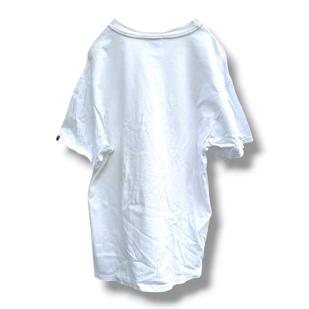 Ein badender Affen-T-Shirt der 90er Jahre wird niemals töten