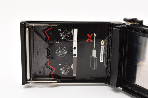 Mamiya Large -Size Medium Format Camera (Film) Rz67 Polaroid 2534136-8308