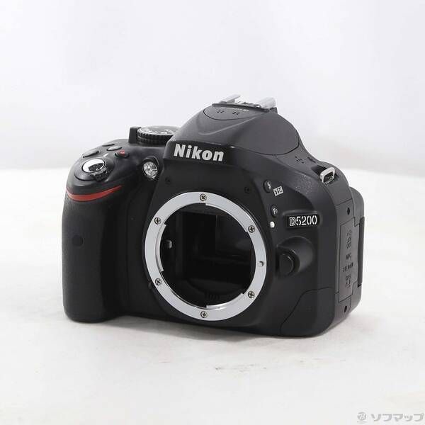 Nikon Digital Slr D5200 352