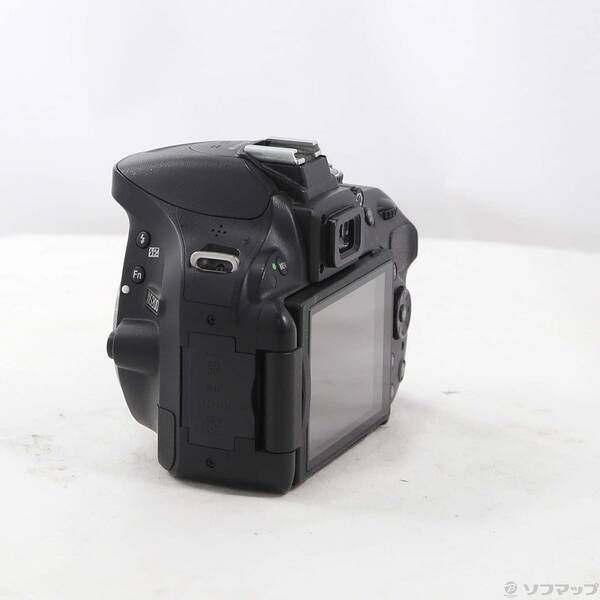 Nikon Digital Slr D5200 352