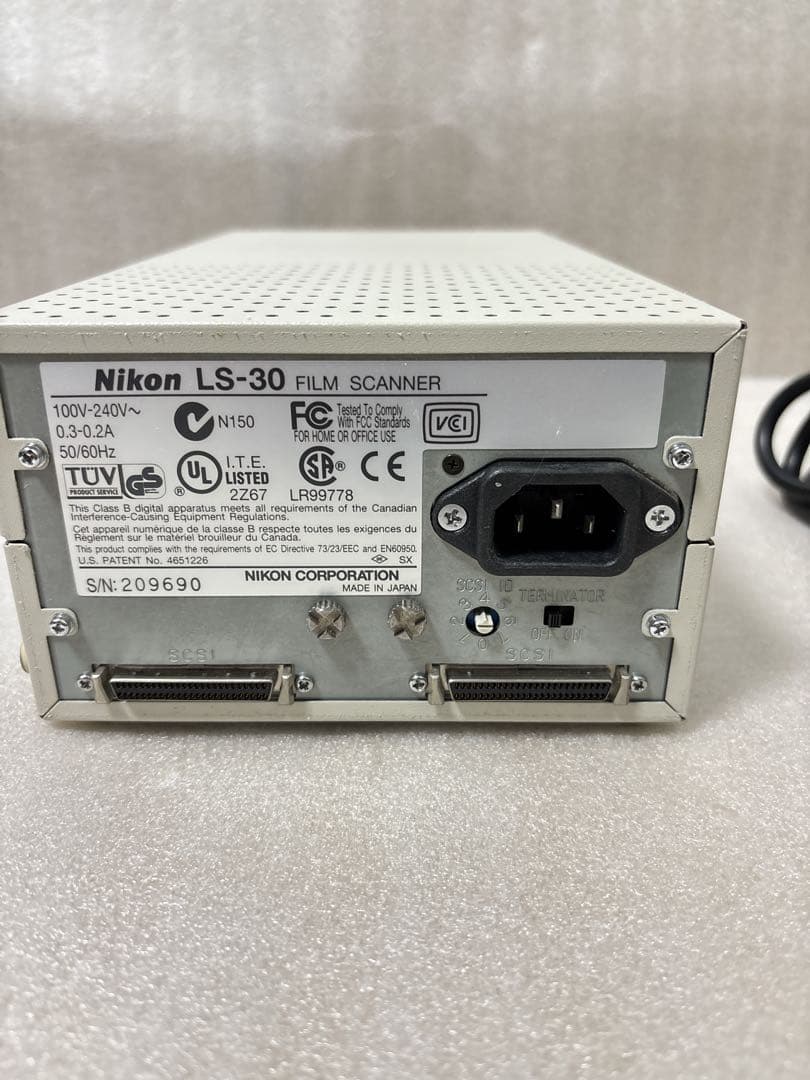Nikon Film Scanner Coolscan Iii Ls-30