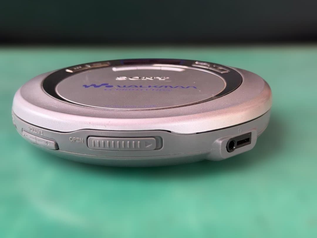 Sony Portable Cd Player D-E666
