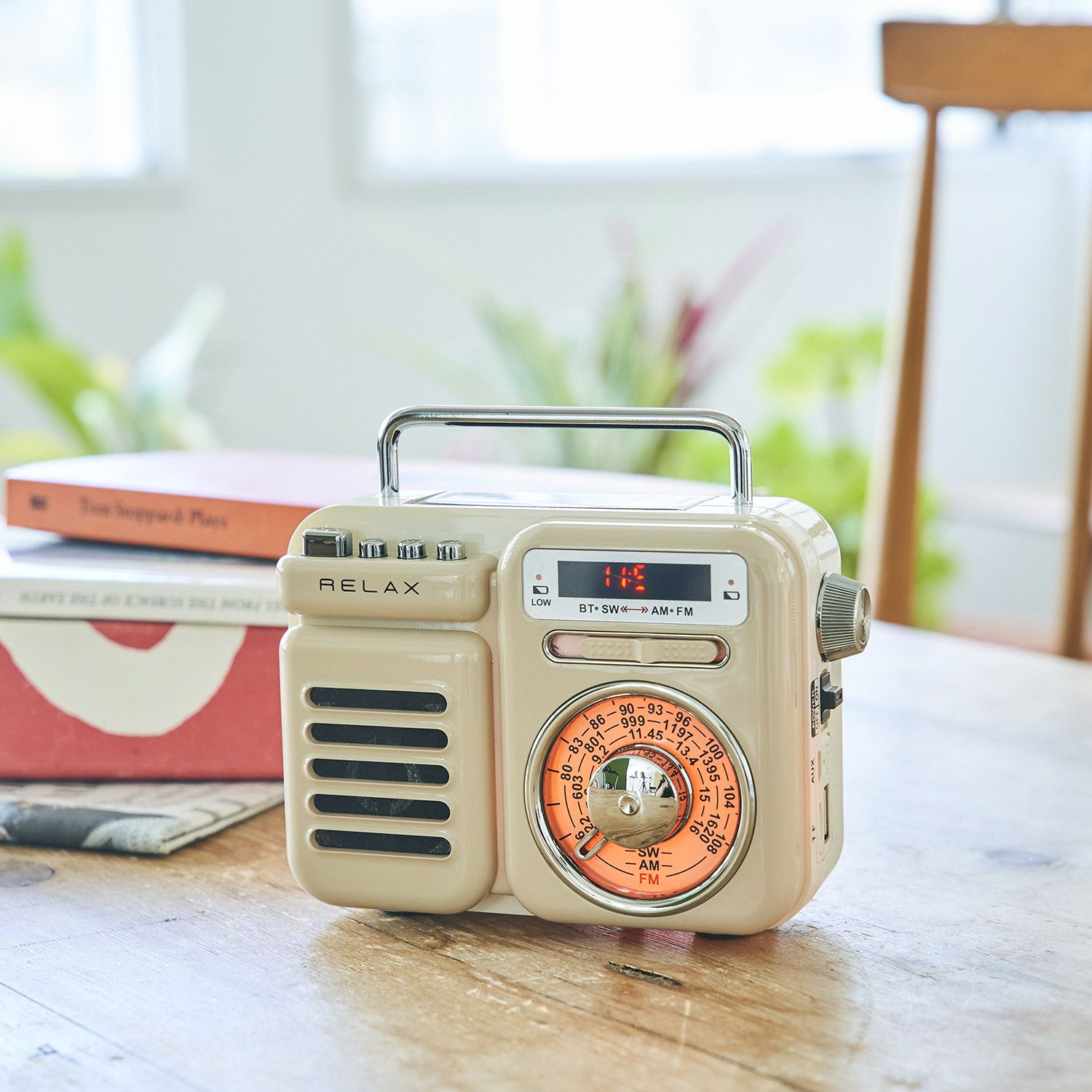Relax Radio And Boombox Sos Re096