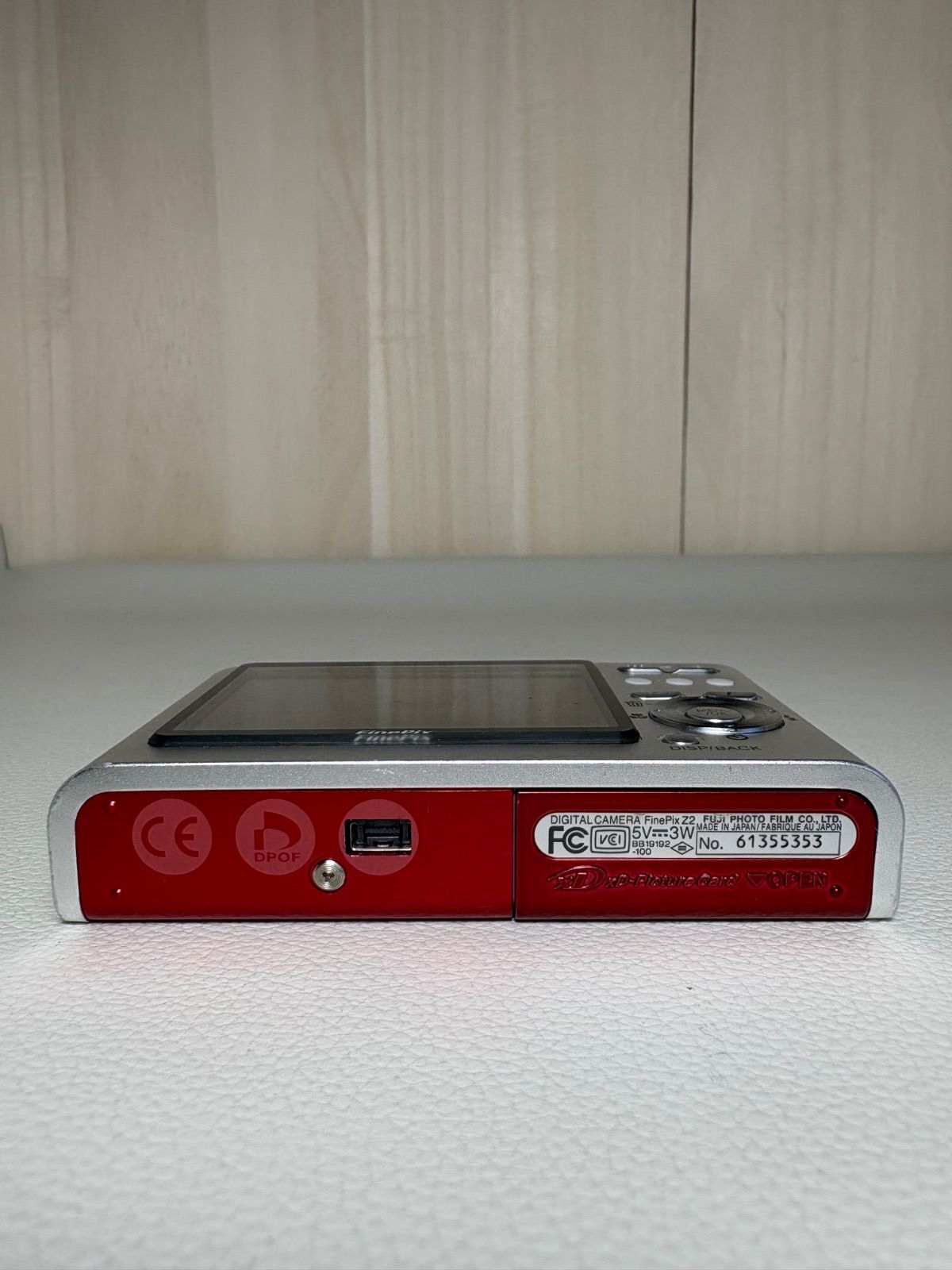 Compact Digital Camera Fine Pix Z2