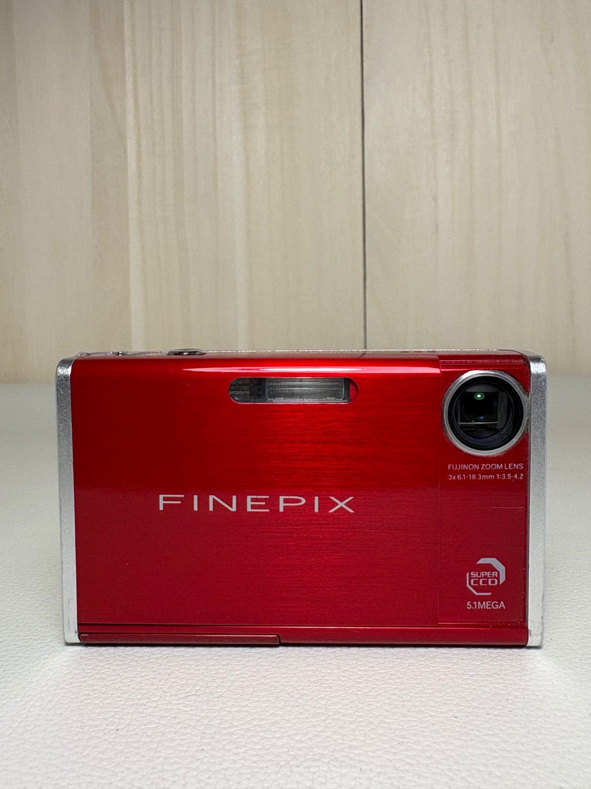 Compact Digital Camera Fine Pix Z2