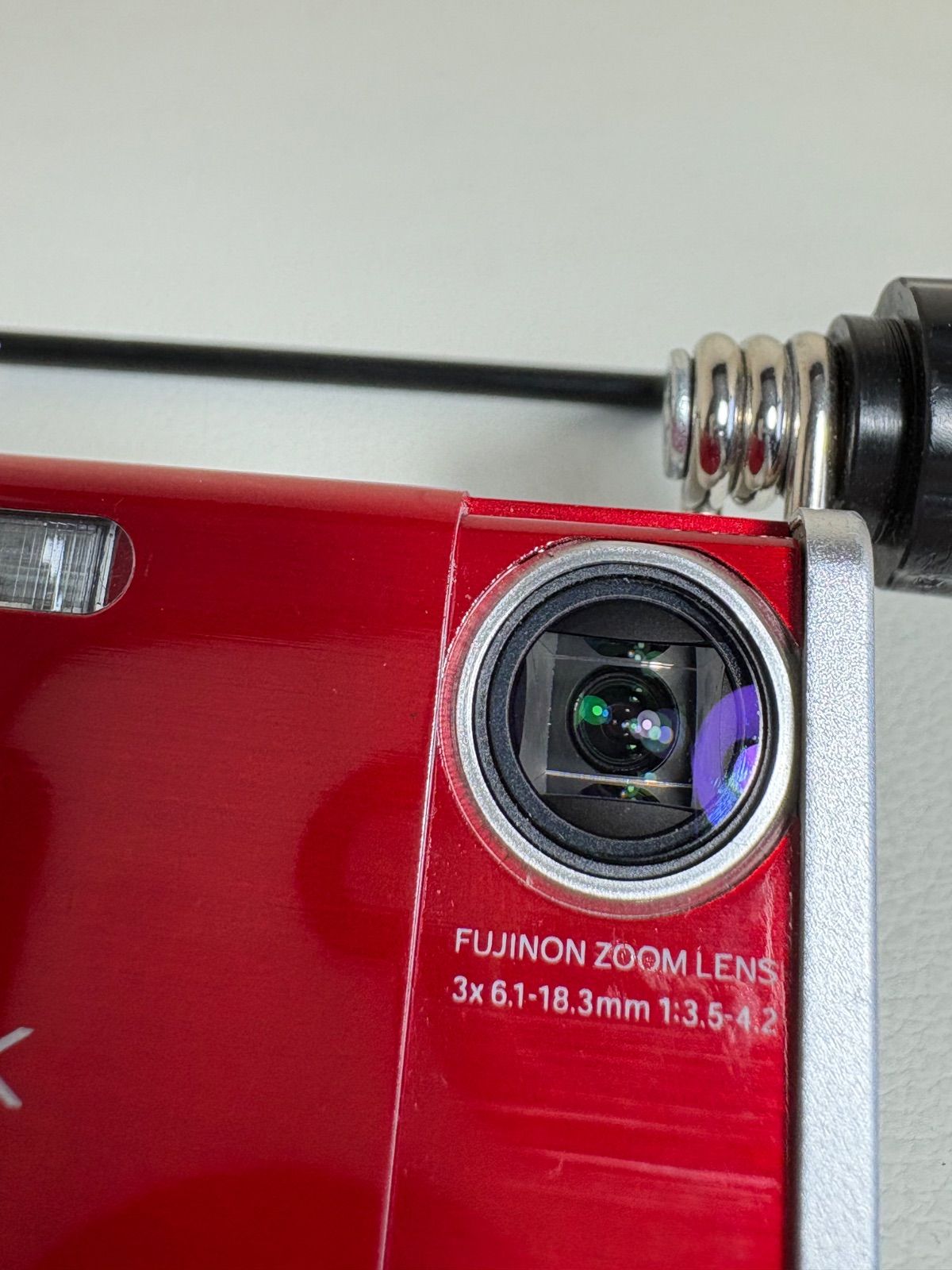 Compact Digital Camera Fine Pix Z2