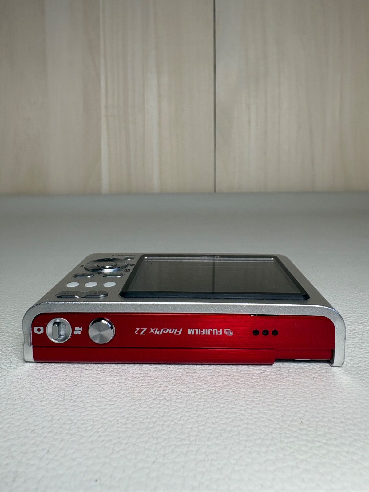 Compact Digital Camera Fine Pix Z2