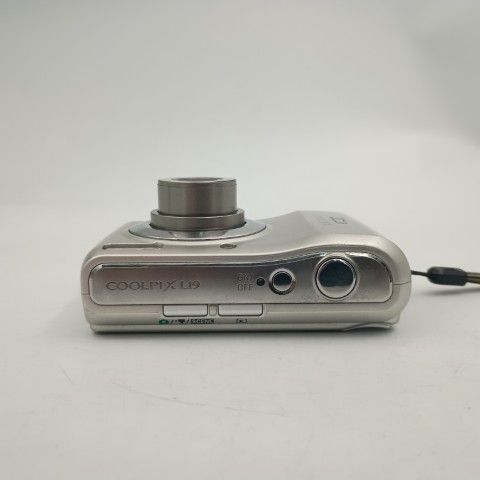 Nikon Compact Digital Camera Coolpix L19 Silver