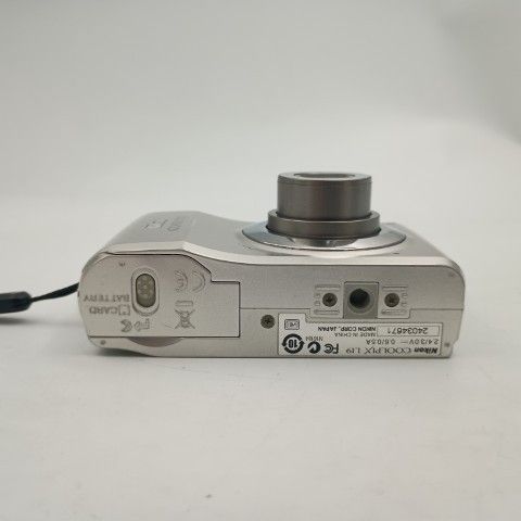 Nikon Compact Digital Camera Coolpix L19 Silver