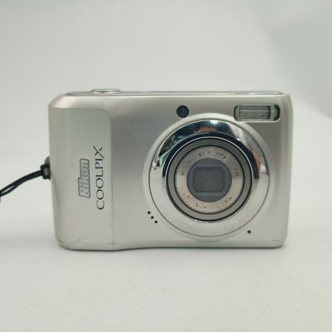 Nikon Compact Digital Camera Coolpix L19 Silver