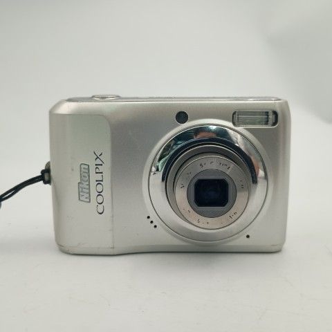 Nikon Compact Digital Camera Coolpix L19 Silver