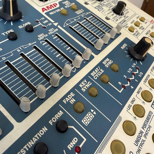 Roland Analog Synthesizers Sh-32