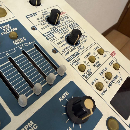 Roland Analog Synthesizers Sh-32