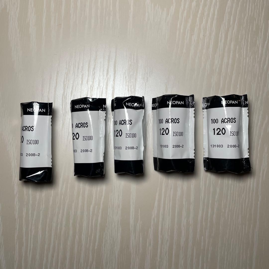 Fujifilm 120 Film (Medium Format Neopan100 Acros 5 2008-02