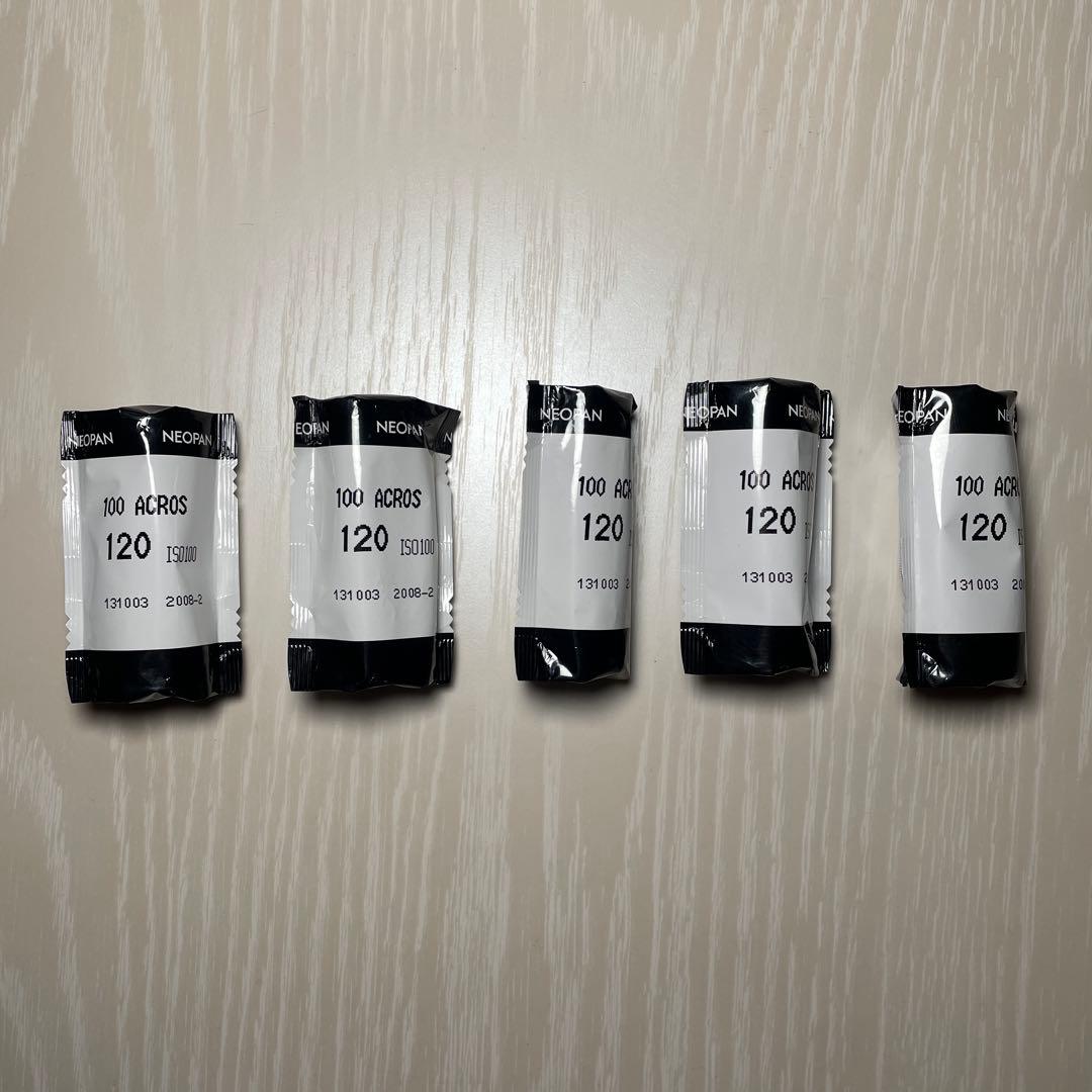 Fujifilm 120 Film (Medium Format Neopan100 Acros 5 2008-02