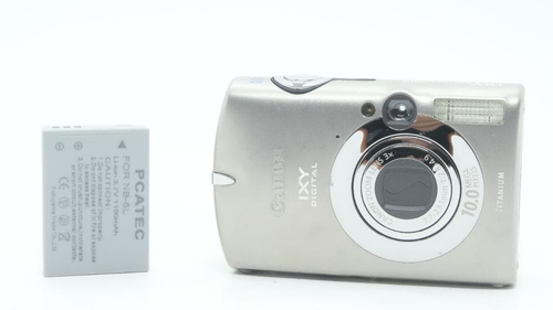 Compact Digital Camera C2291 Canon Ixy 1000