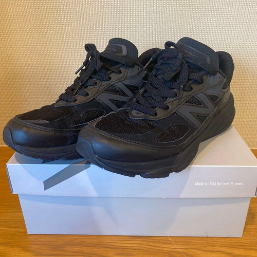 Comme Des Garcons Homme Sneakers Home New Balance 990V6