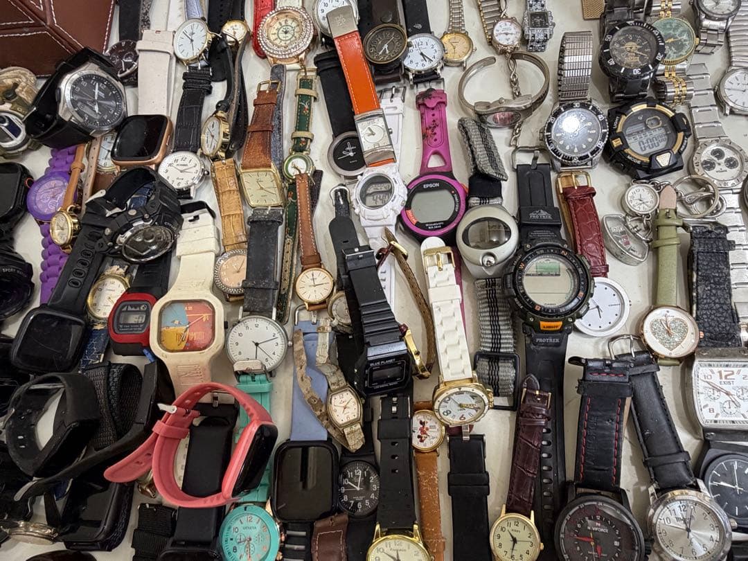 G-Shock Other Seiko Swatch Rolex Chanel
