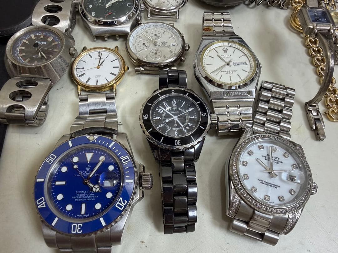 G-Shock Other Seiko Swatch Rolex Chanel