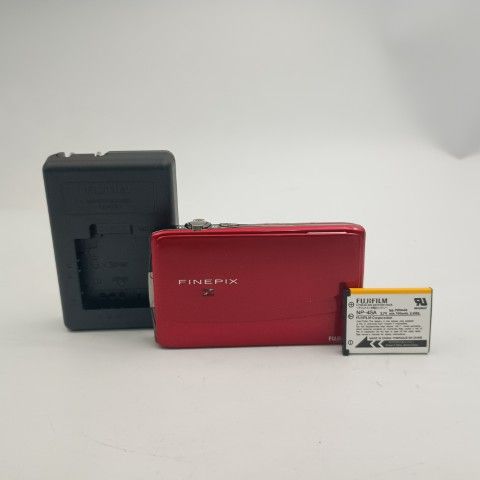 Fujifilm Compact Digital Camera Finepix Z900Exr Red
