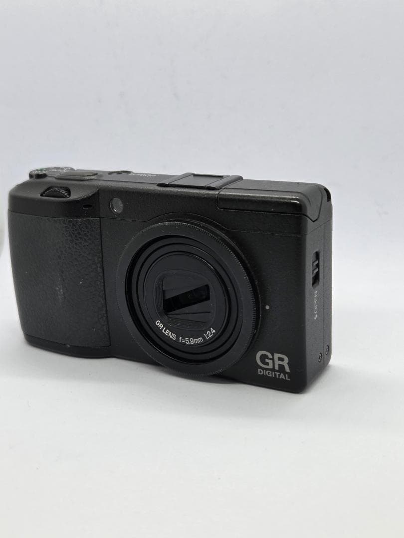 Ricoh Compact Digital Camera 6643 Gr