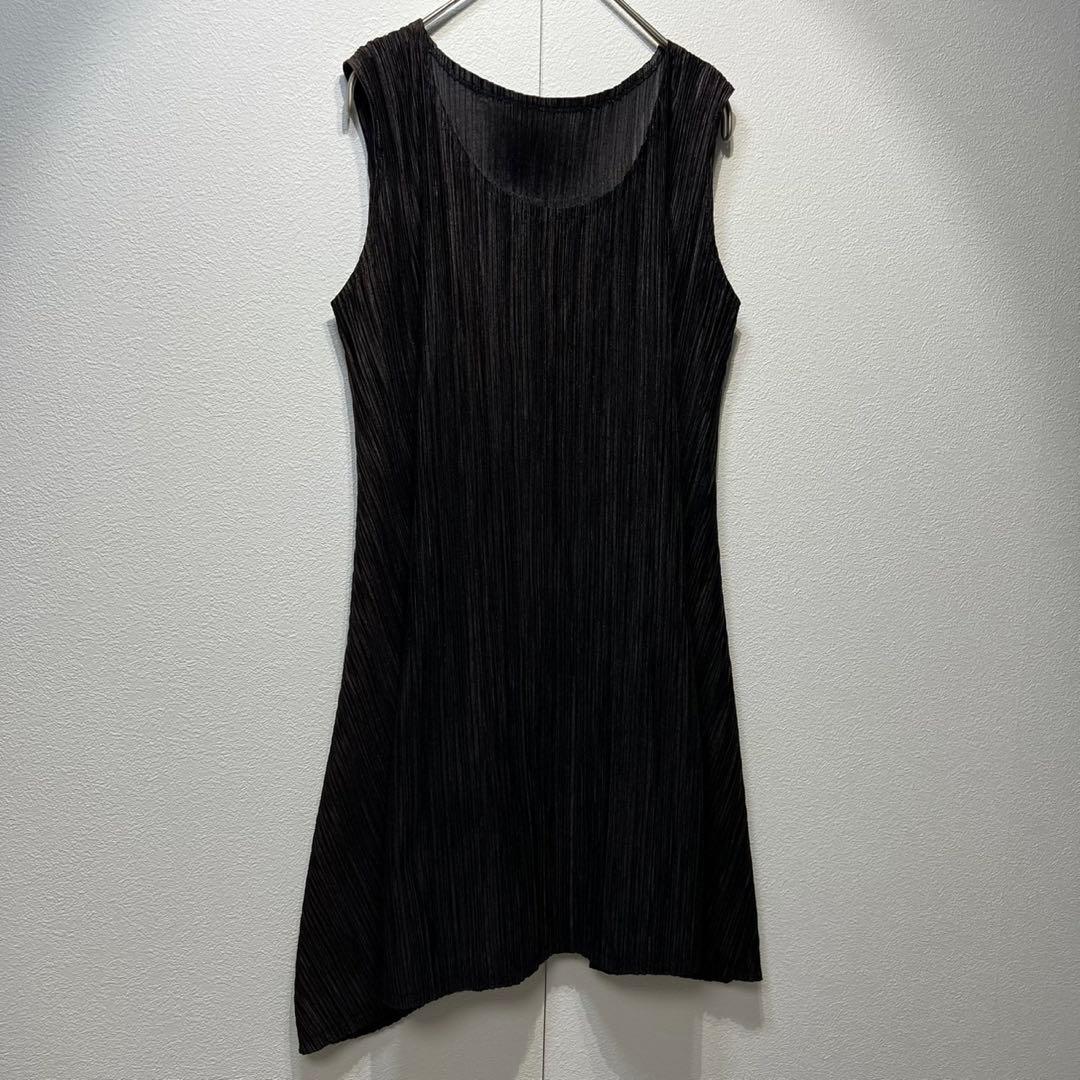 Pleats Please Sleeveless