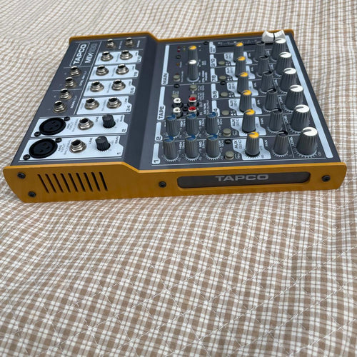 Analog Mixers Tapco Mix100