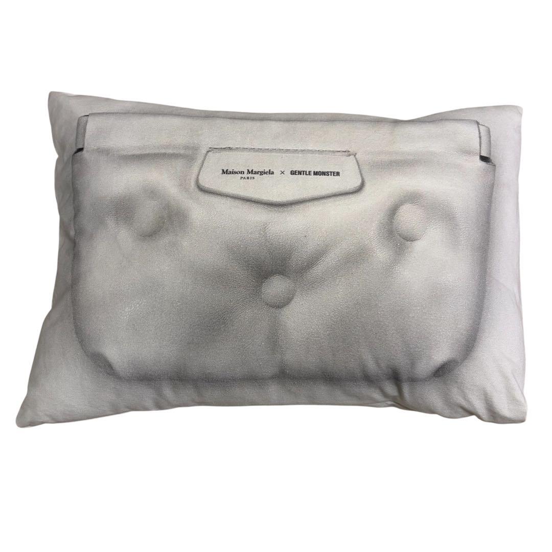 Maison Margiela Cushions Gentle Monster