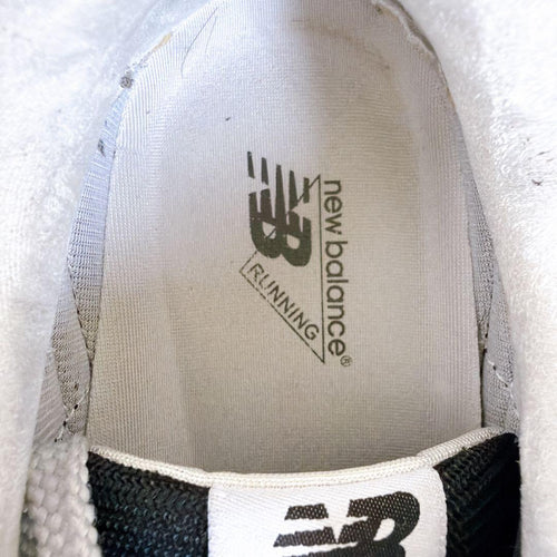 New Balance Sneakers 26