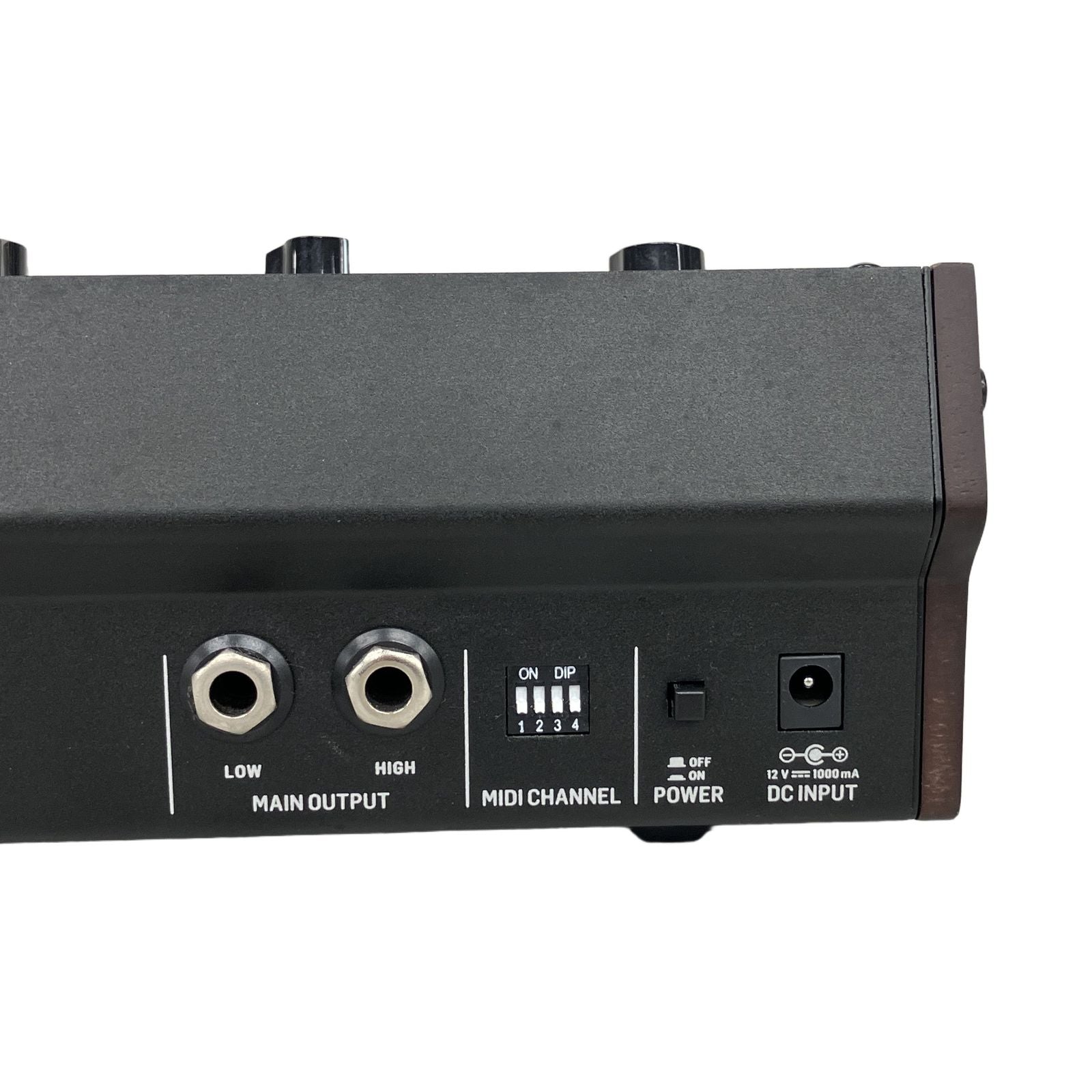 Analog Synthesizer Behringer Model D K11362919