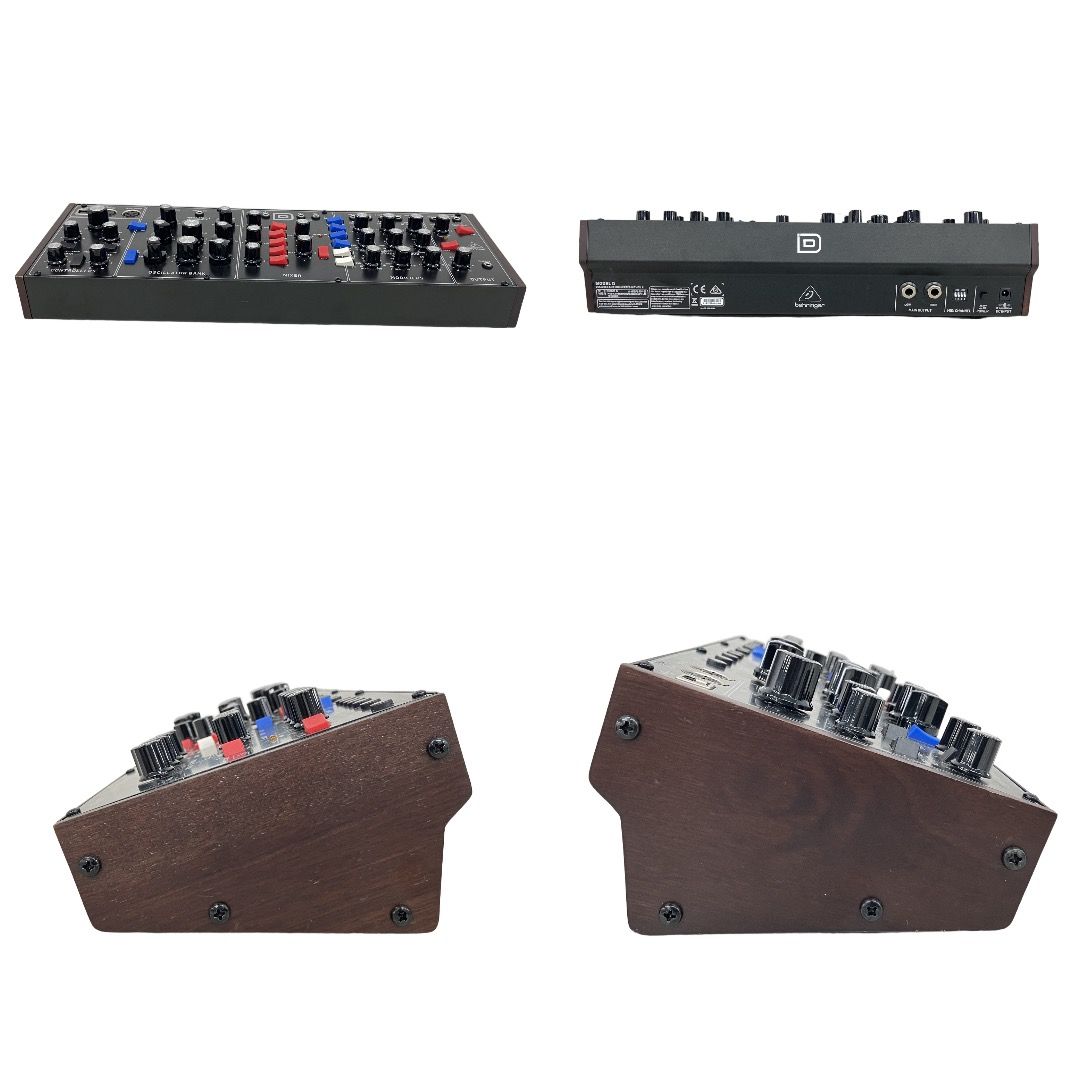 Analog Synthesizer Behringer Model D K11362919
