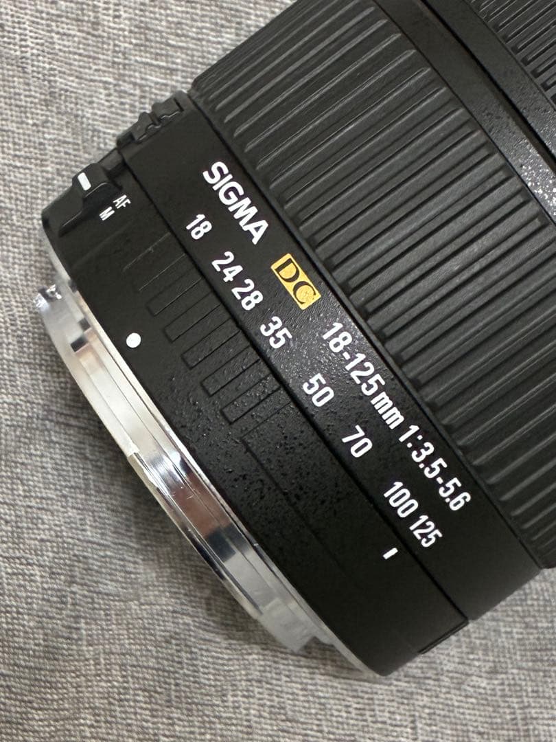 Sigma Lens (Zoom) Dc 18-125Mm F3.5-5.6
