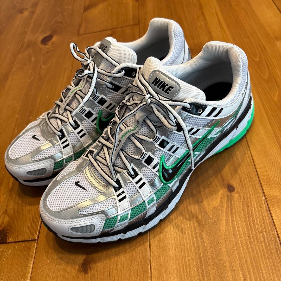 Nike Sneakers P-6000
