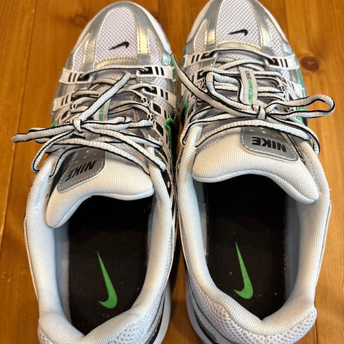 Nike Sneakers P-6000