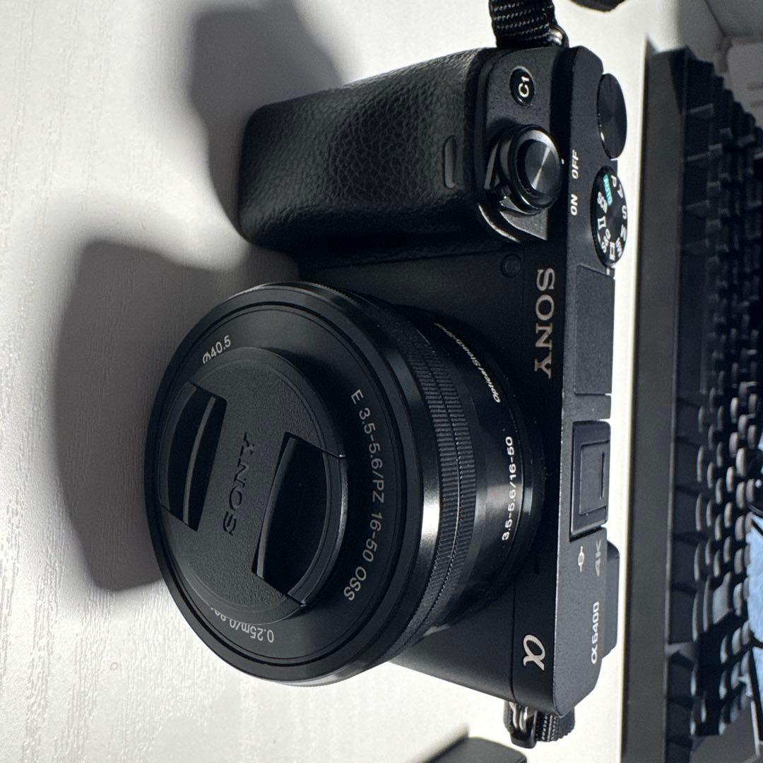 Mirrorless Interchangeable Lens Cameras Sony 6400 Sigma F1.4