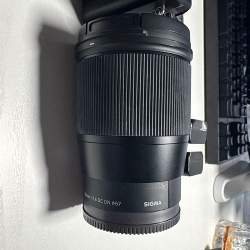 Mirrorless Interchangeable Lens Cameras Sony 6400 Sigma F1.4