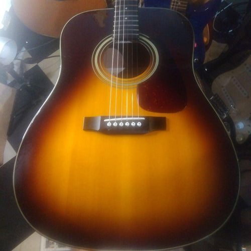 Acoustic Guitar Morris