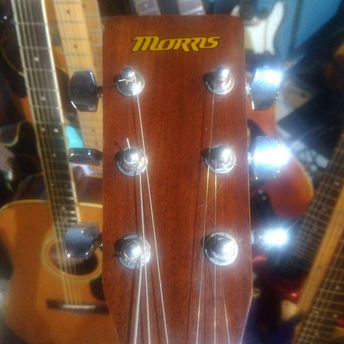 Acoustic Guitar Morris