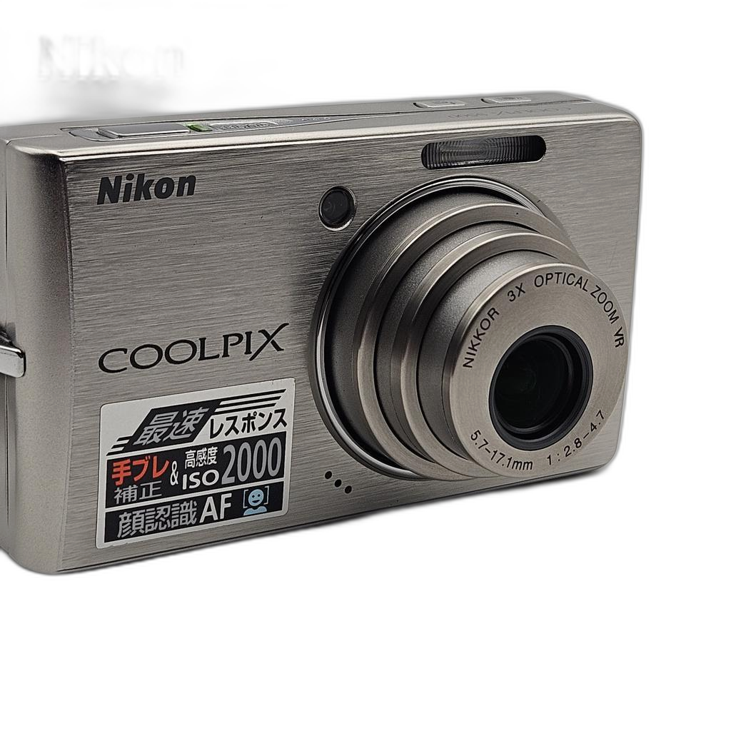 Compact Digital Camera Nikon Coolpix S500 165 1