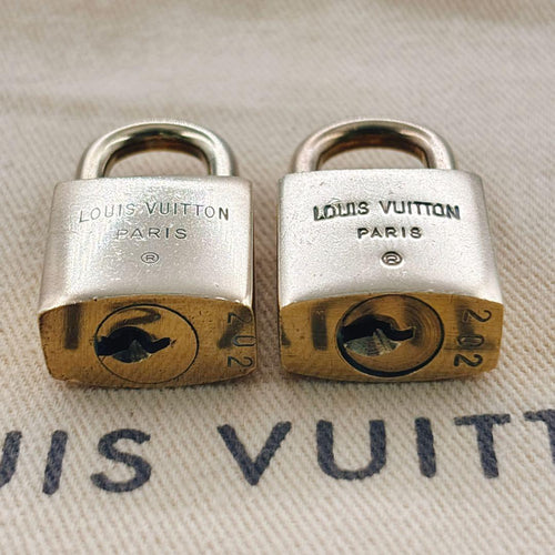 Louis Vuitton Locks Keys No202 2