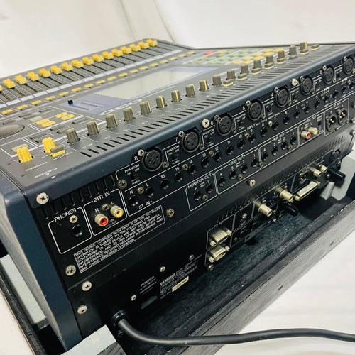 Analog Mixers Yamaha 03D