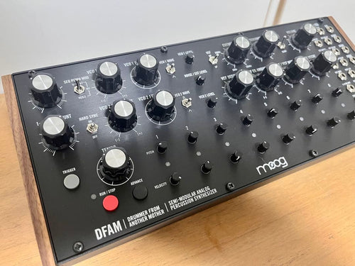 Moog Analog Synthesizers Subharmonicon Dfam