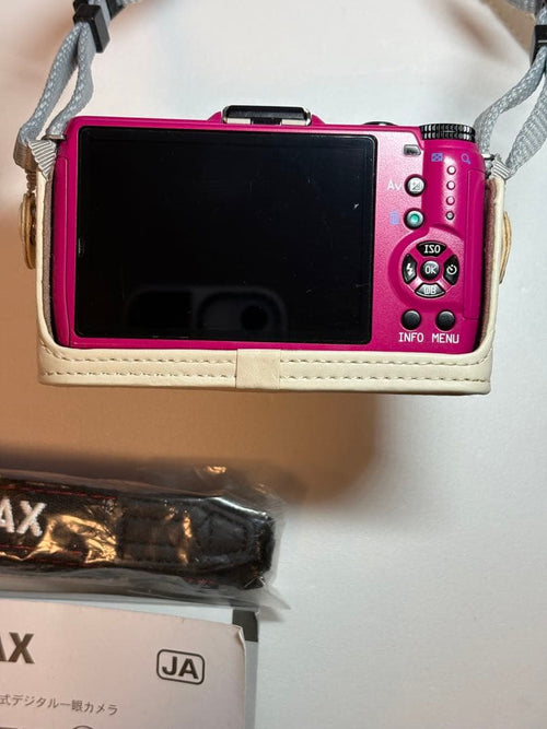 Pentax Mirrorless Interchangeable Lips Q10